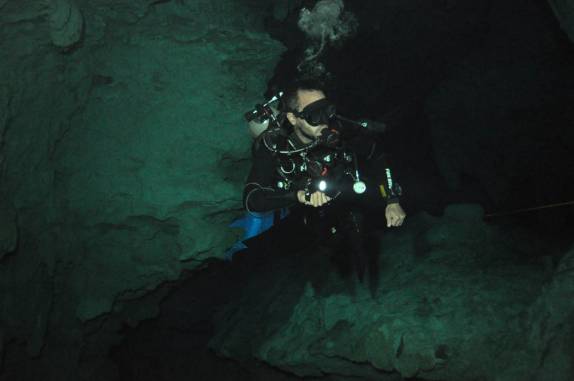 Mergulhando no Gran Cenote, na região de Tulum, no Yucatán, sul do México (foto de Luis Leal)